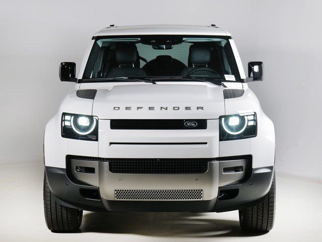 New 2026 Fuji White Land Rover S image 8