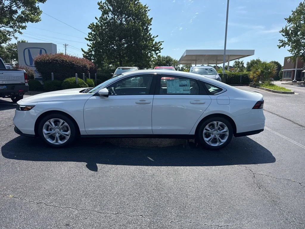New 2026 Platinum White Pearl Honda LX image 6