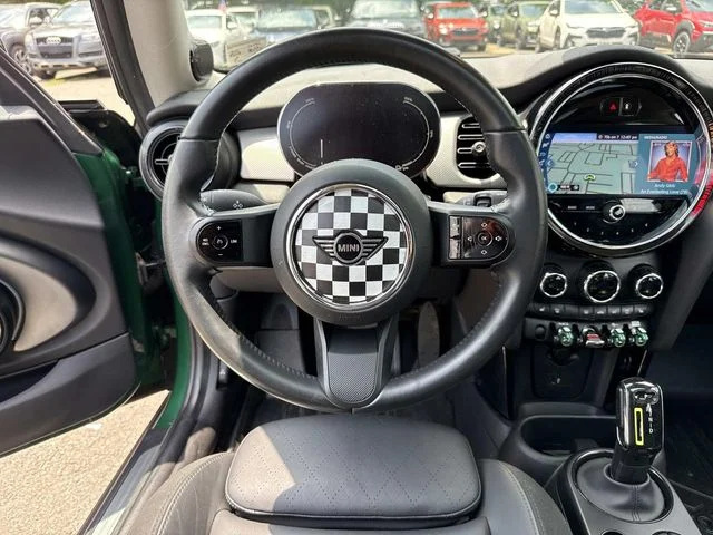 Used 2023 Green MINI Base image 17