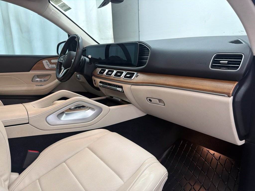 Certified Used 2023 White Mercedes-Benz GLE 350 image 32