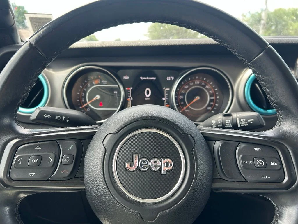 Used 2021 Black Jeep Unlimited Willys image 15