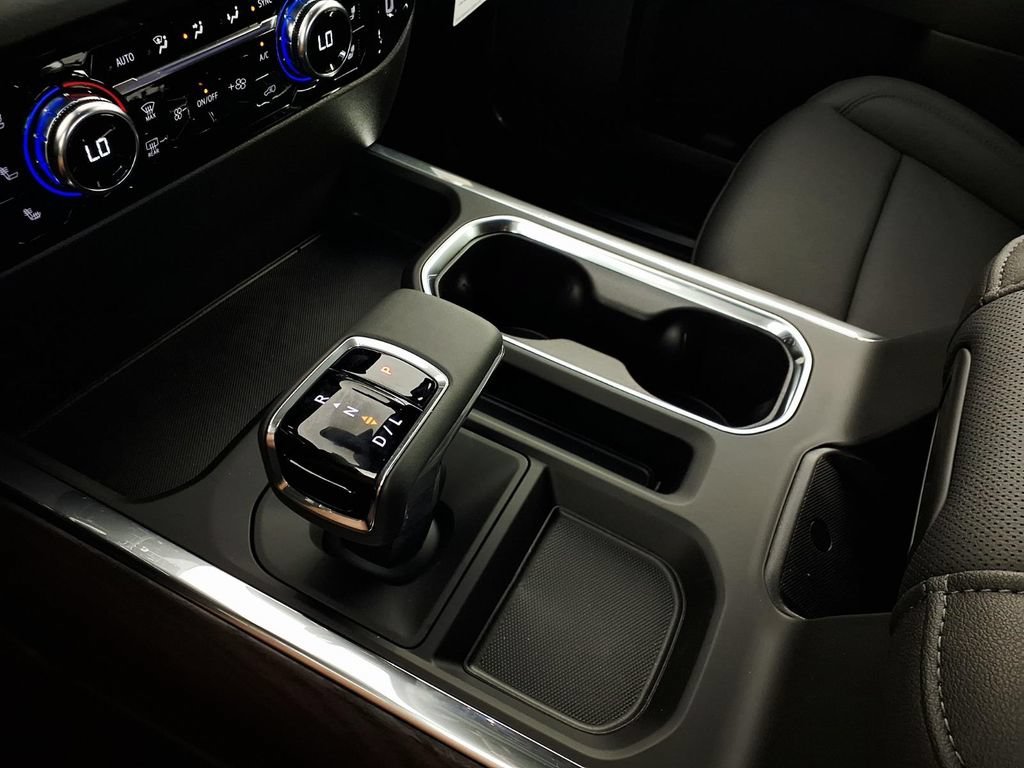 2026 GMC Sierra 1500 SLT - Photo 20