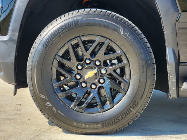 2026 Chevrolet Silverado EV LT - Photo 9