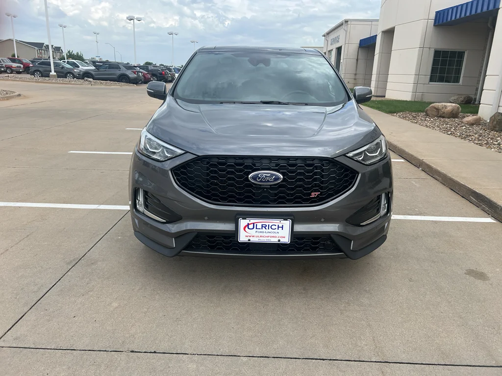Used 2022 Gray Metallic Ford ST image 3