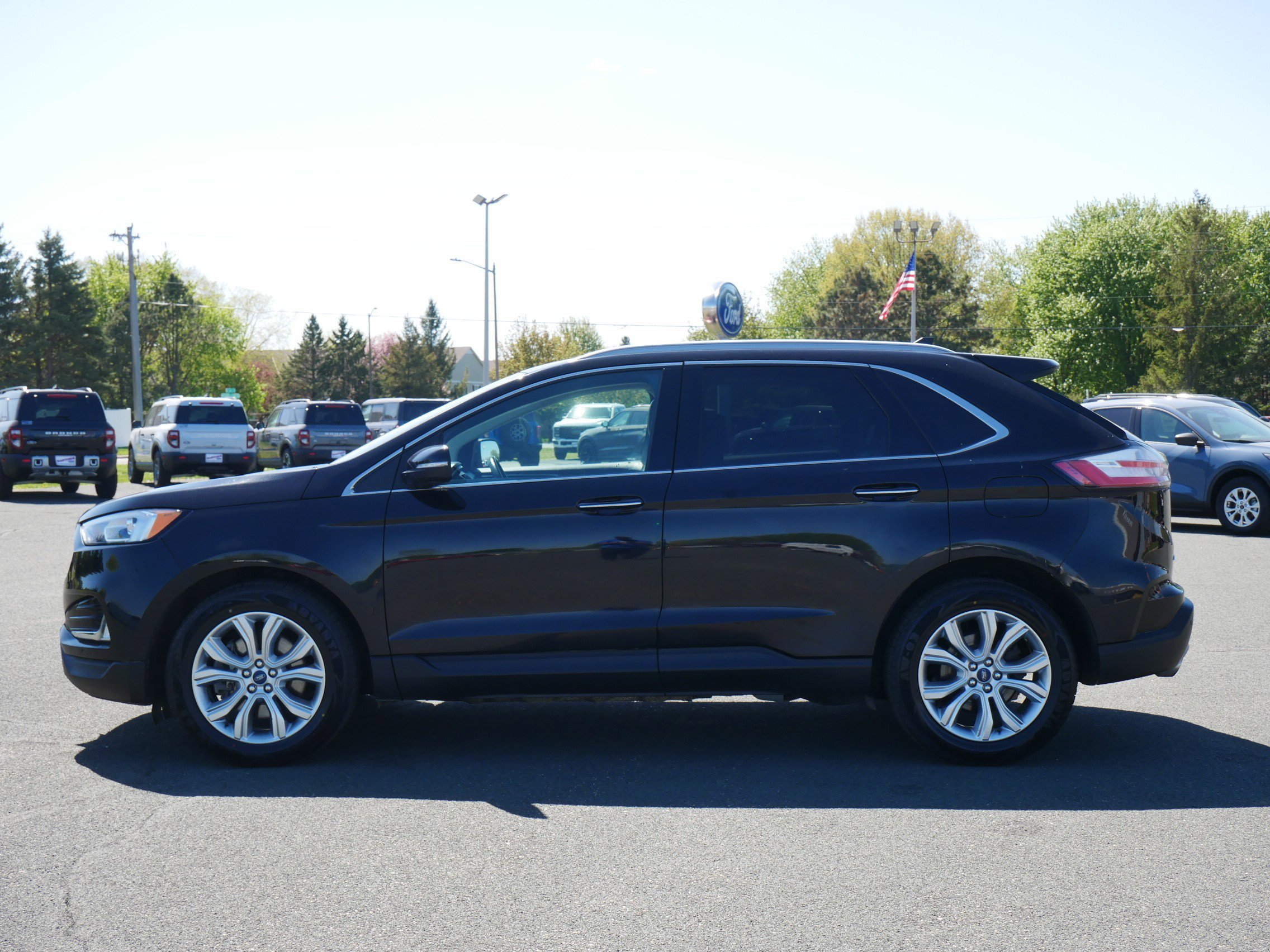 Used 2020 Ford Edge Titanium with VIN 2FMPK4K96LBB35557 for sale in Hastings, Minnesota