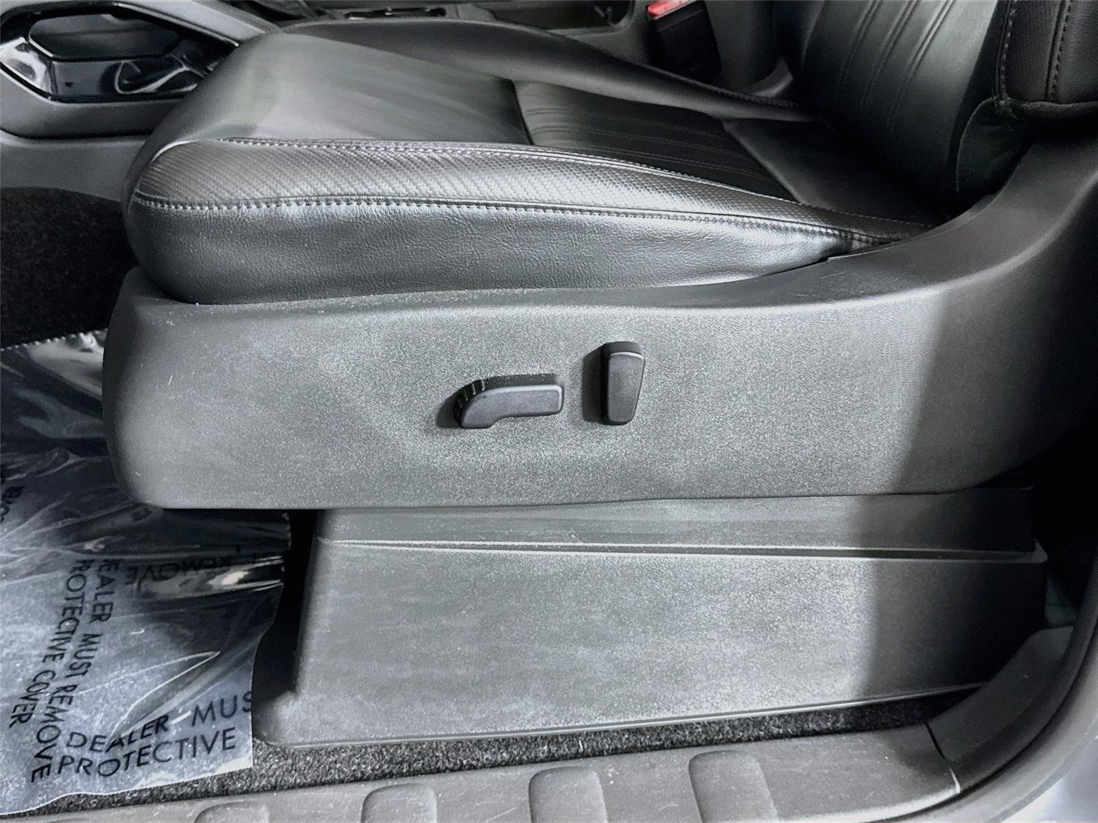 Used 2022 Boulder Grey Pearl Nissan PRO-4X image 22