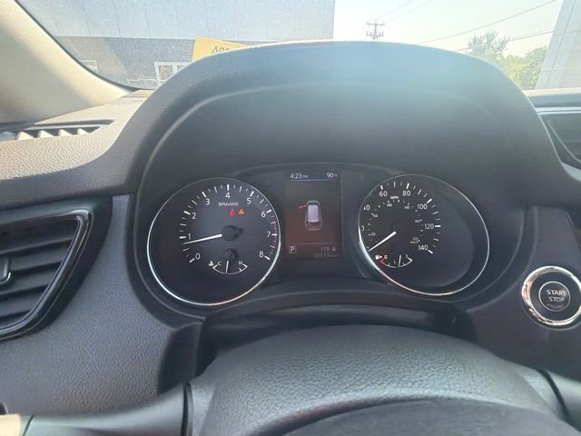 Used 2020 Black Nissan SL image 11