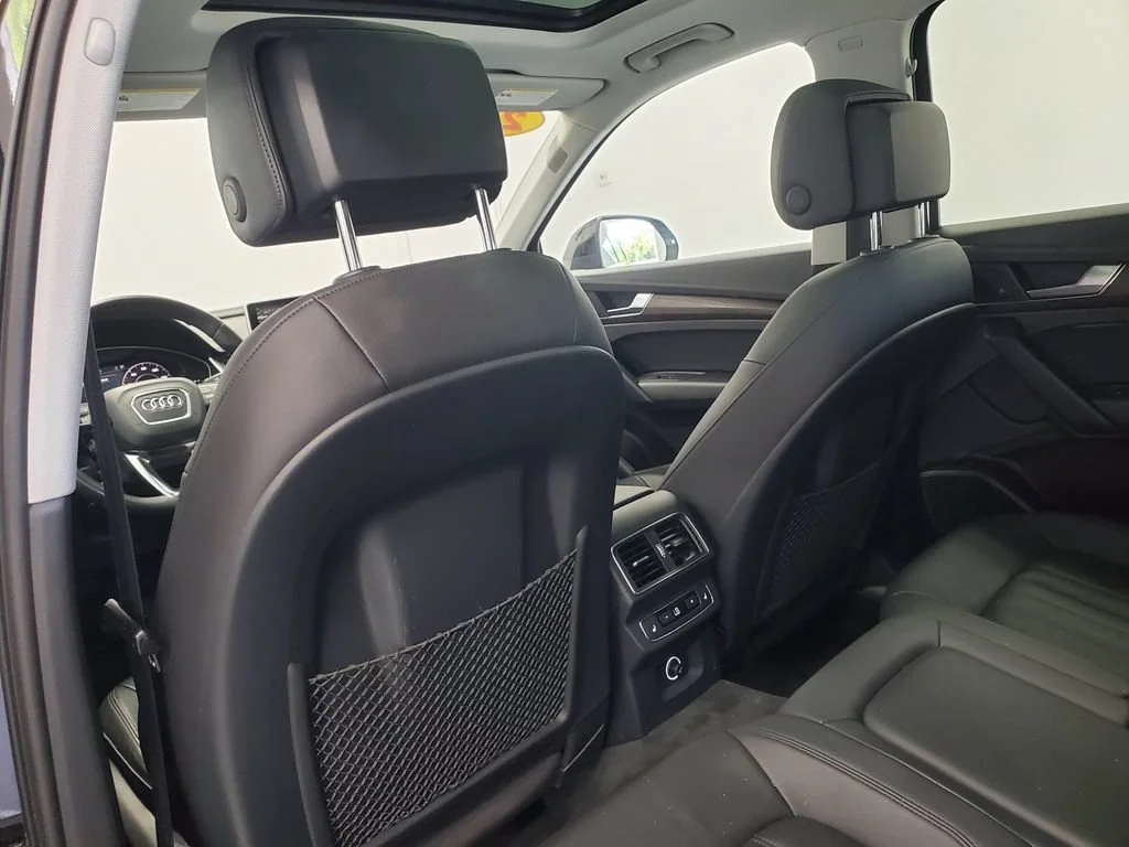 Used 2018 Black Audi Premium Plus image 27
