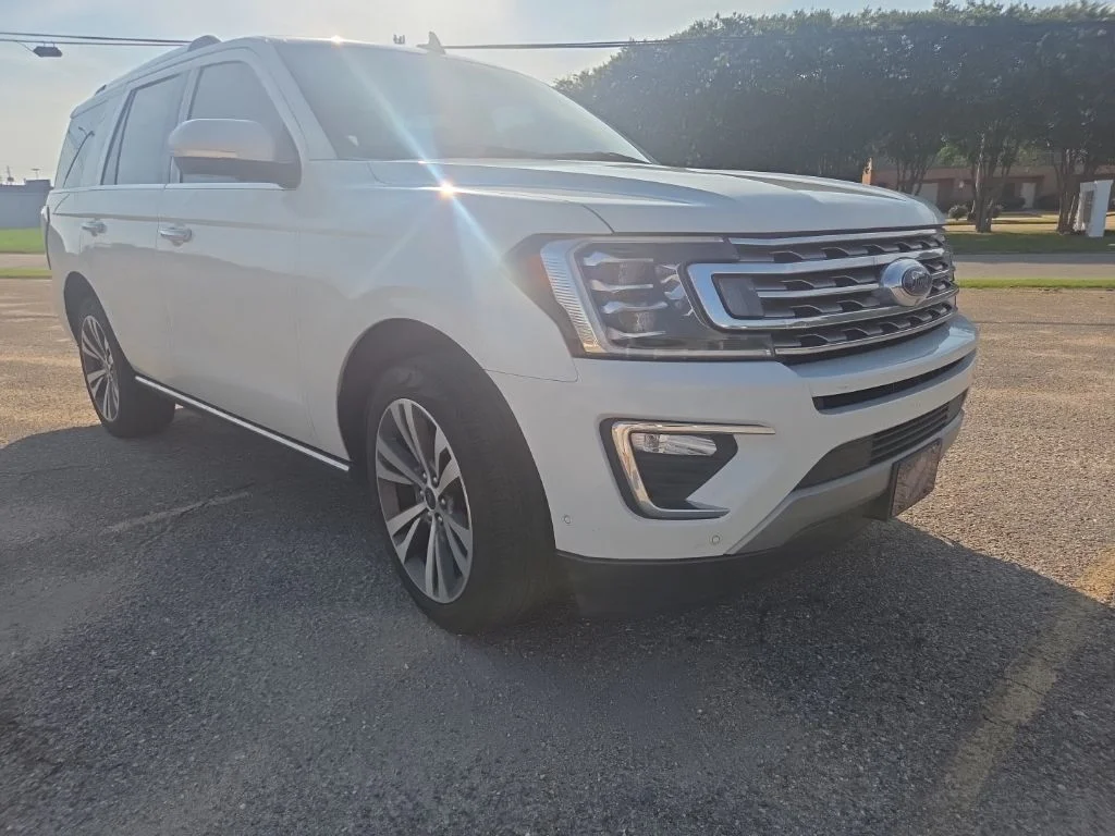 Used 2021 White Metallic Ford Limited image 13