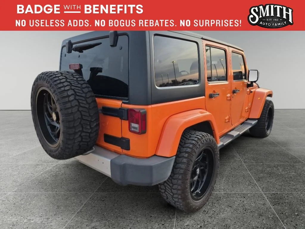 Used 2012  Jeep Sahara image 4