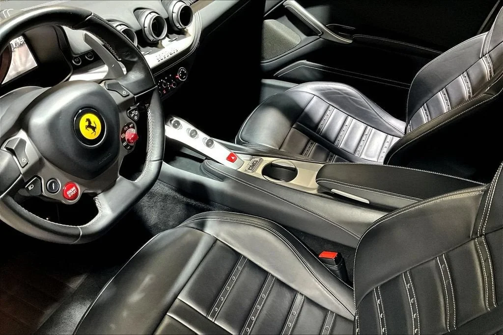 Used 2016 Bianco Avus Ferrari Berlinetta image 15