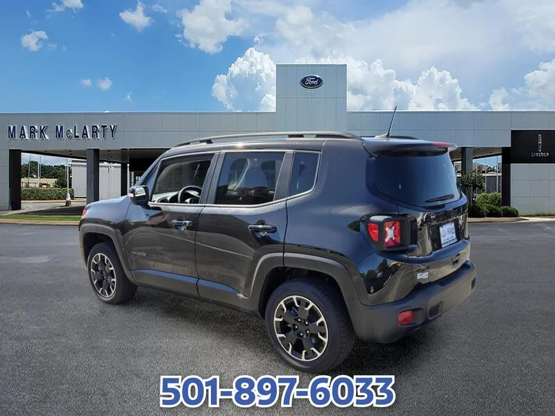 Used 2023 Black Clearcoat JEEP UPLAND 4X4 image 3