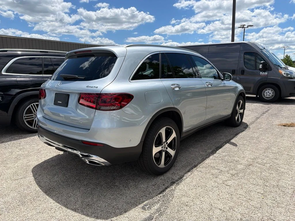 Used 2021 Silver Mercedes-Benz GLC 300 image 7