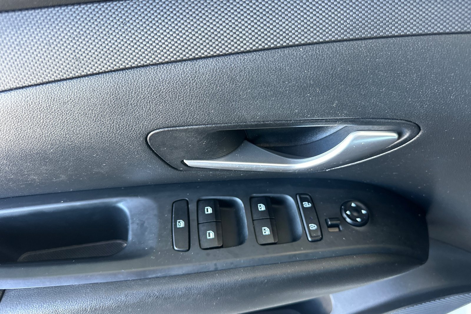 Used 2022 WHITE Hyundai SEL image 10