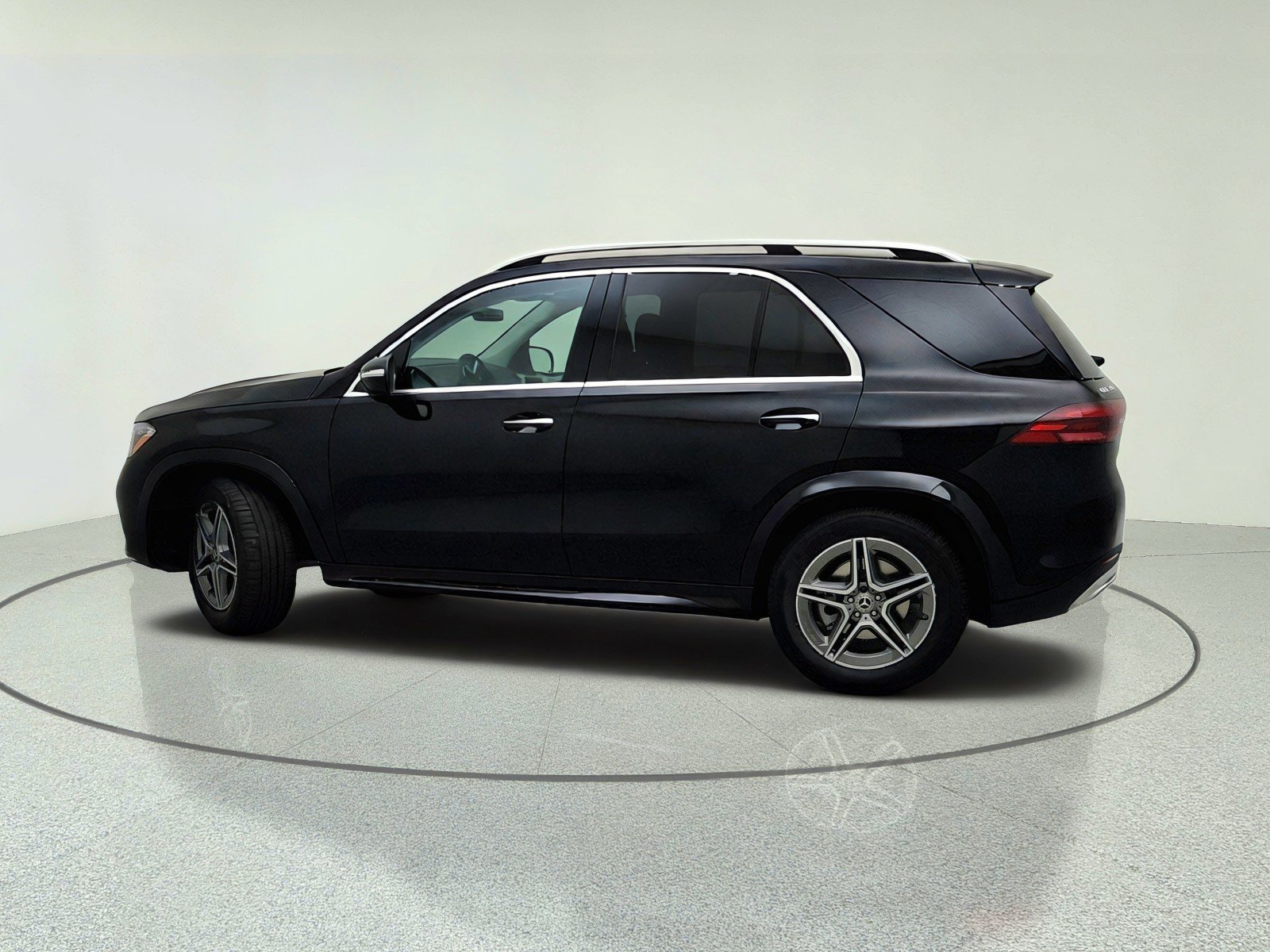 New 2026 Black Mercedes-Benz GLE 350 4MATIC® SUV image 13