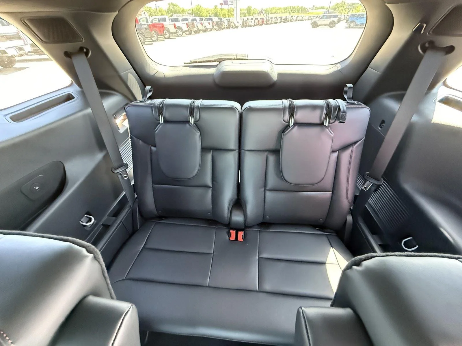 New 2026 Agate Black Metallic Ford ST-Line image 34