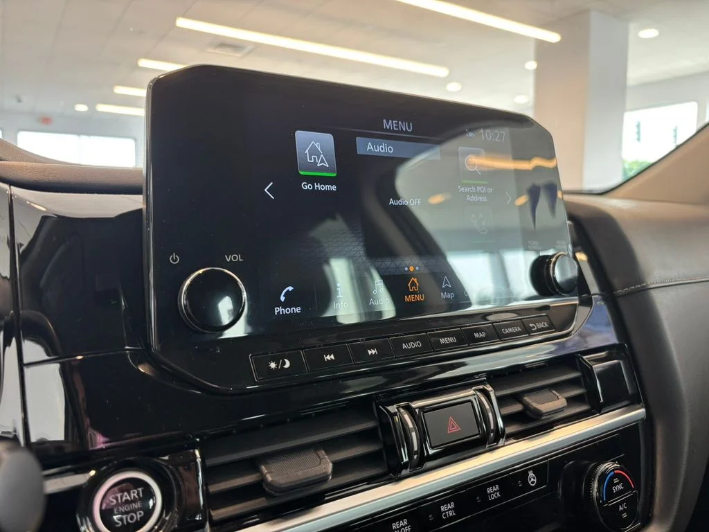 Used 2022 Gray Nissan SL image 19