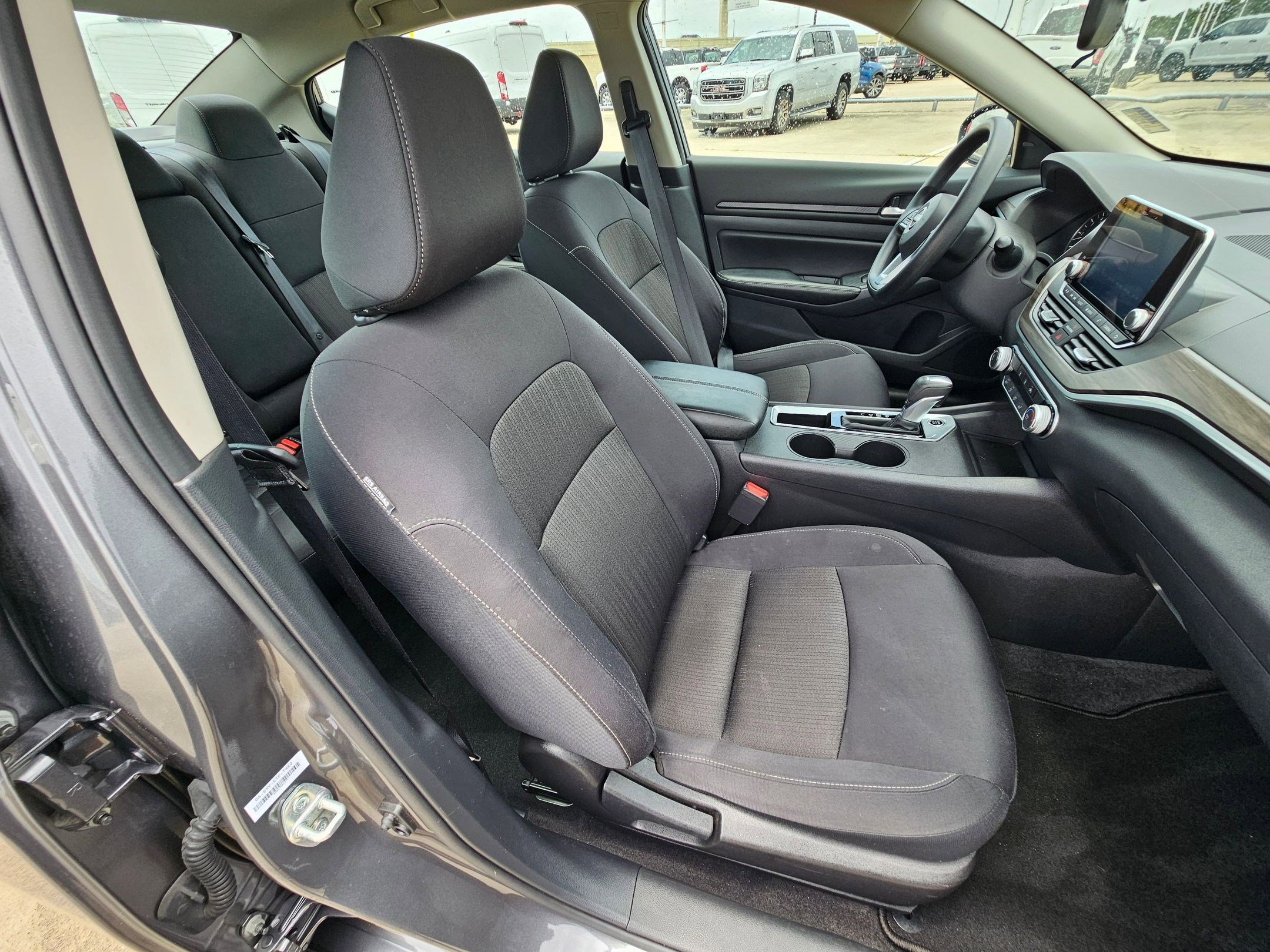 Certified Used 2025 Gun Metallic Nissan 2.5 SV image 26