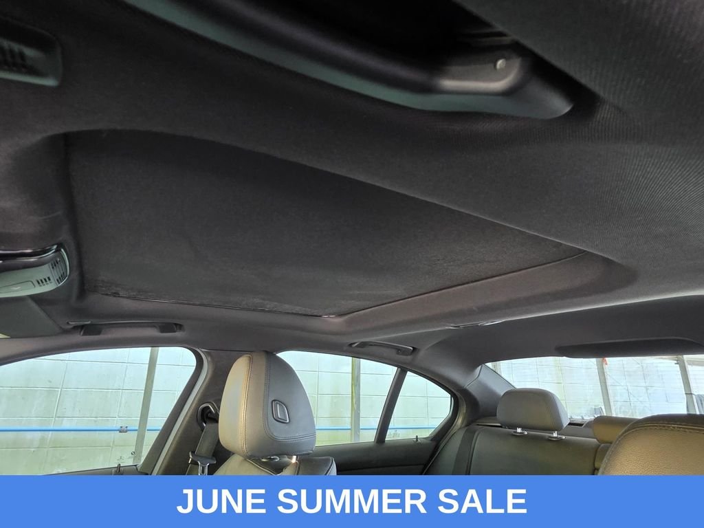Used 2020 White BMW 330i image 8