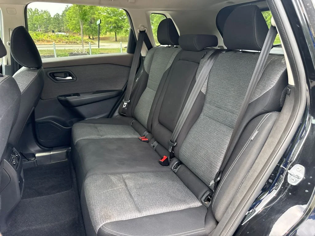 Used 2021 Super Black Nissan SV image 31