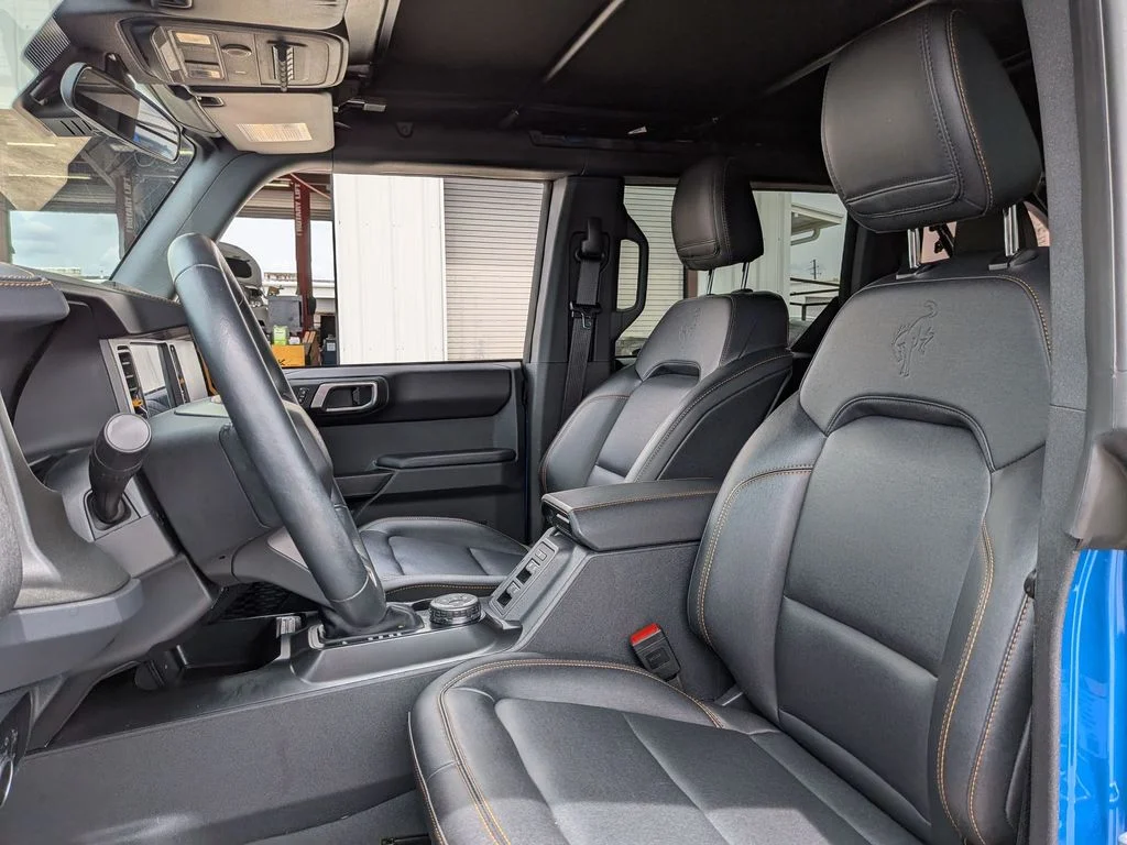 Used 2024 Blue Ford Badlands image 12