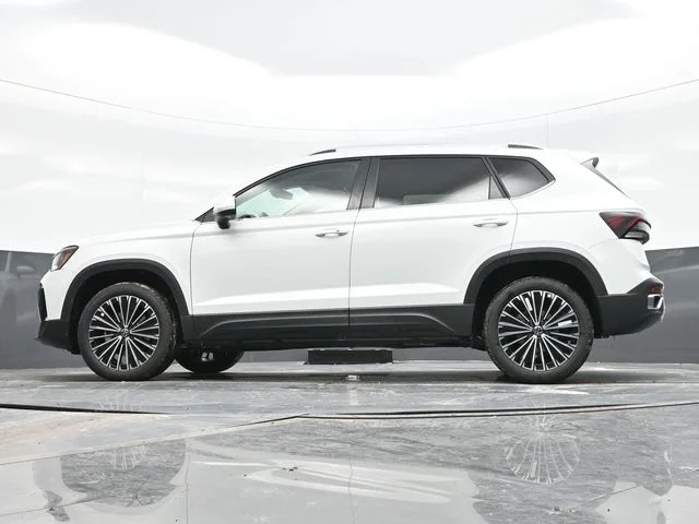 2025 Volkswagen Taos SE - Photo 20