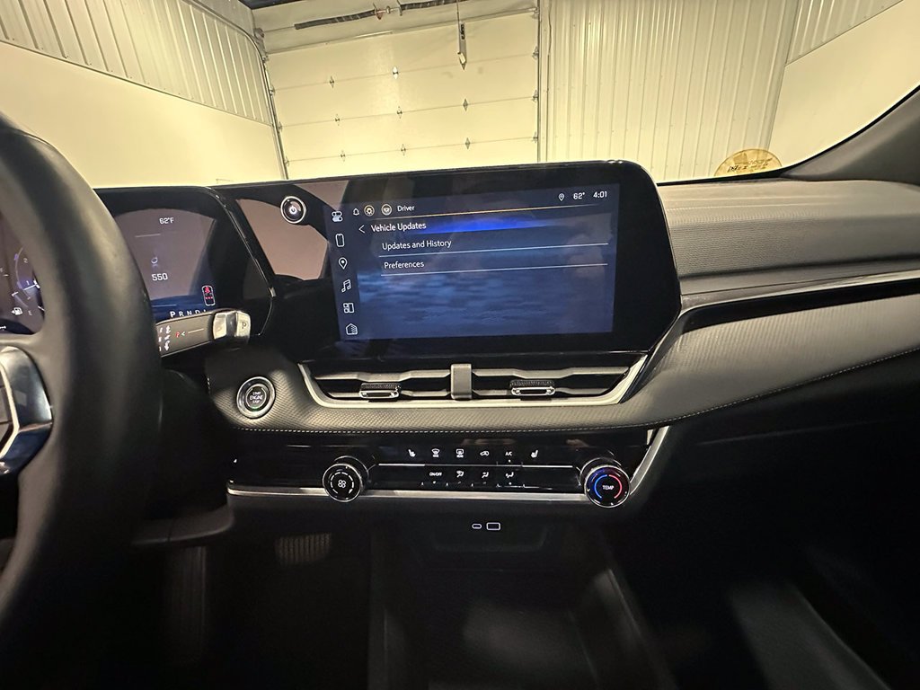Used 2025 Gray Chevrolet LT image 32