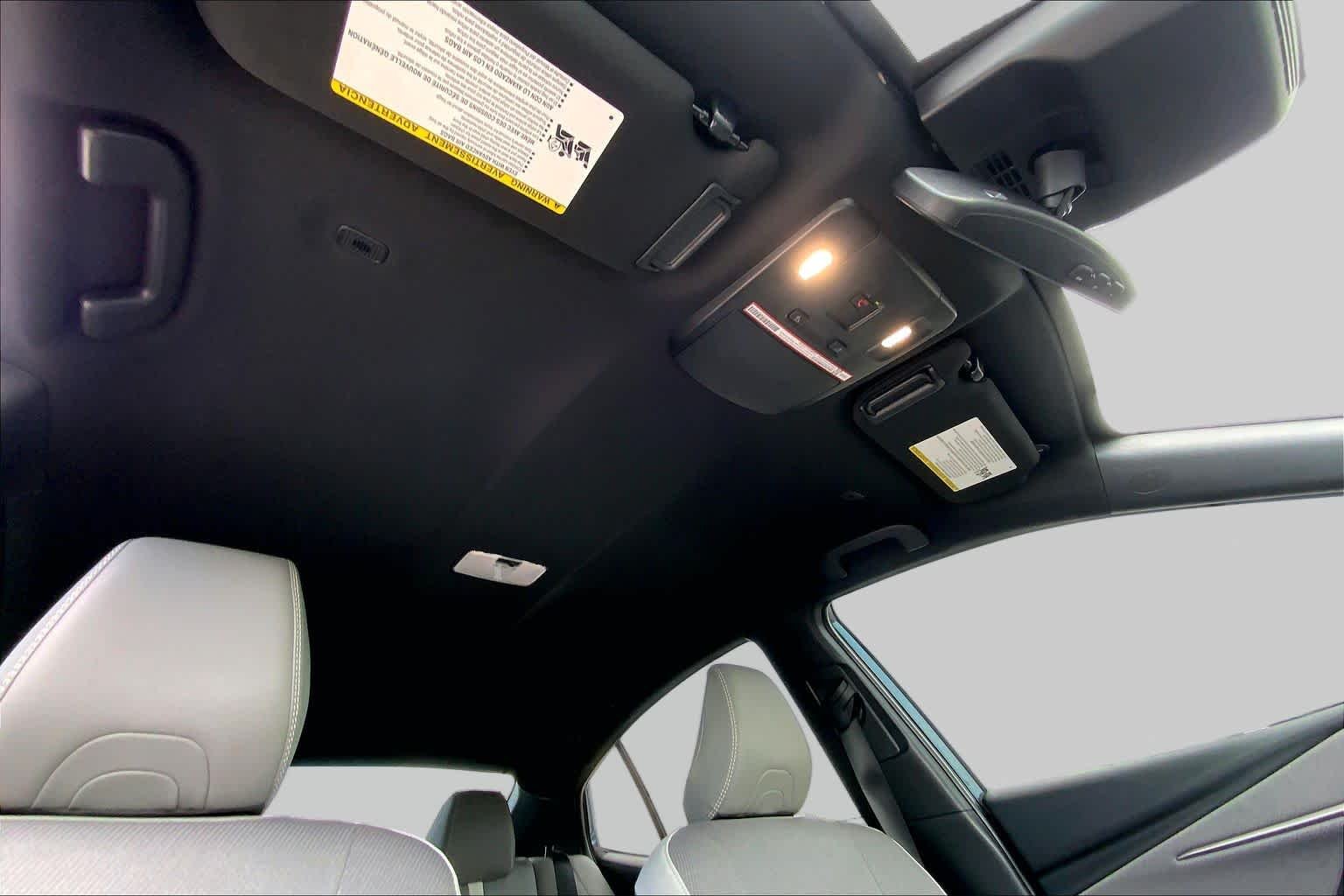 Used 2025 Ocean Gem Toyota SE image 24