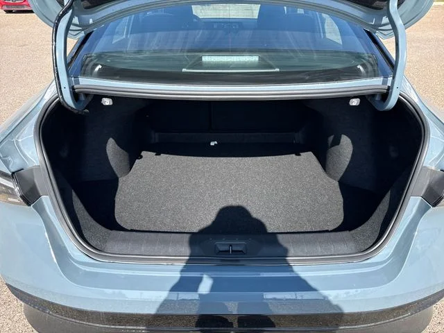 New 2027 Atlantic Gray Metallic / Super Black Two-tone Nissan SR image 19