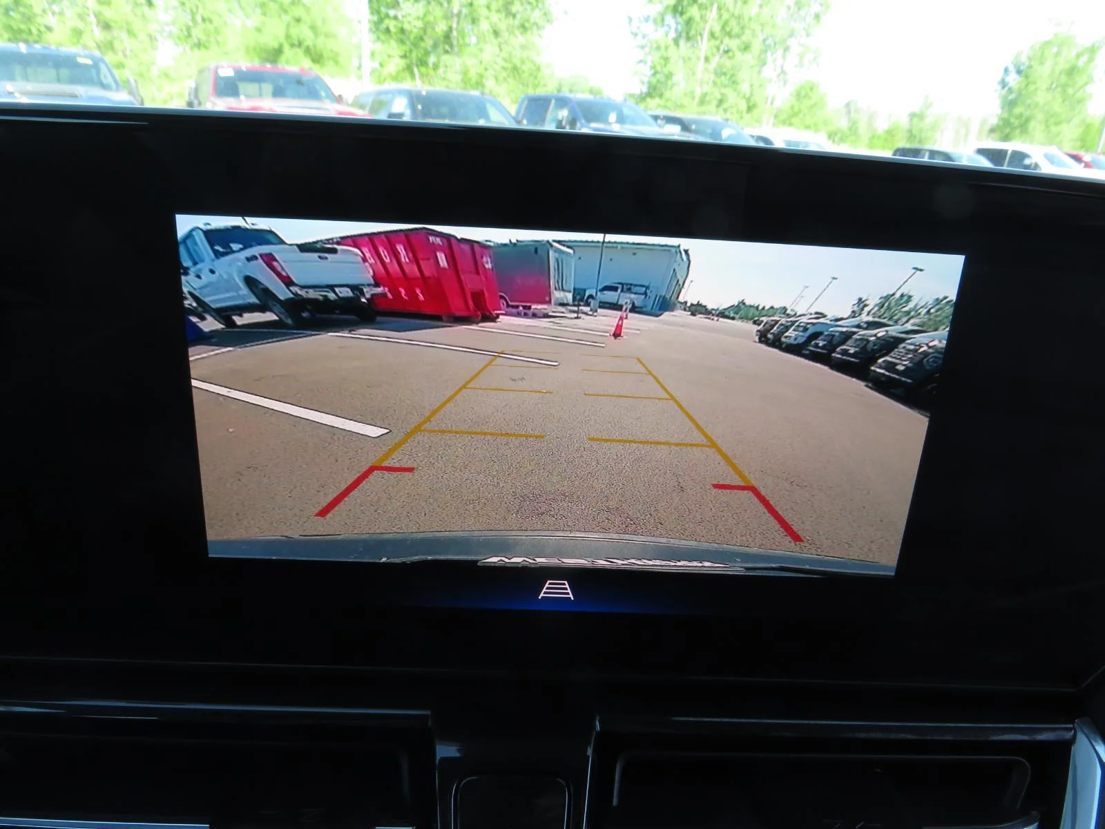Used 2025 Pearl Chevrolet ACTIV image 32
