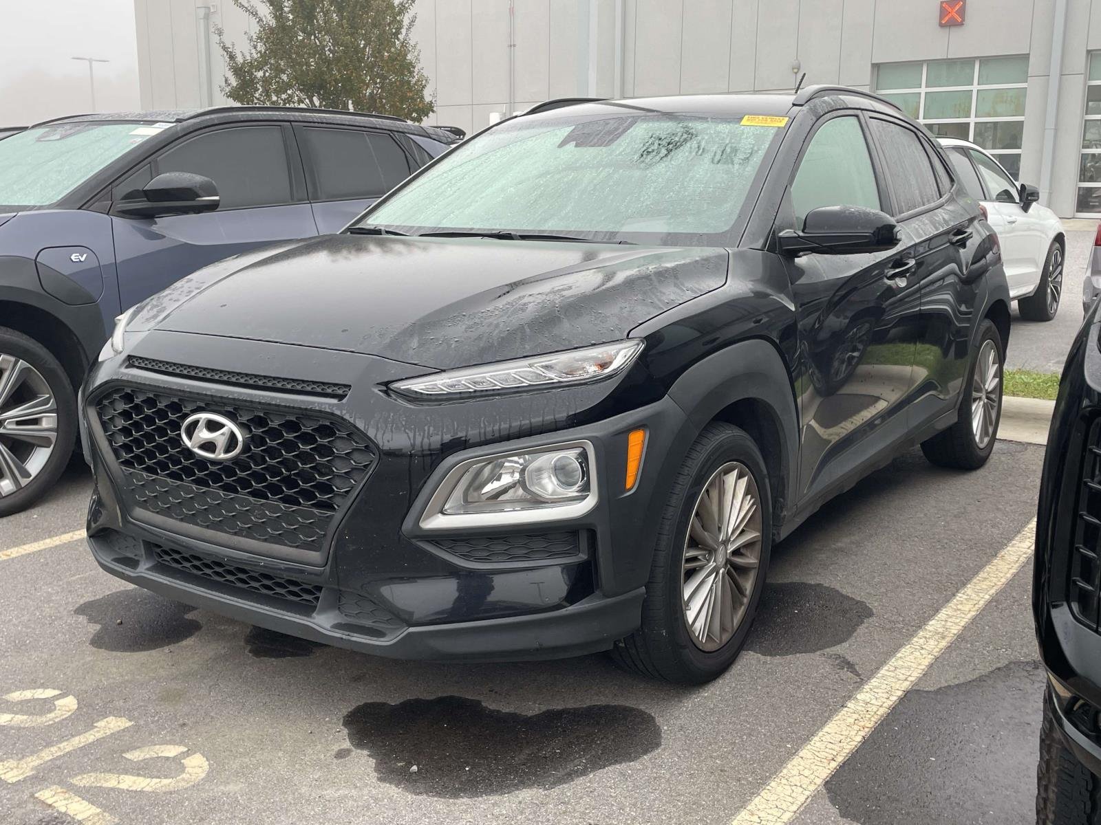 Used 2019 Ultra Black Pearl Hyundai SEL image 2