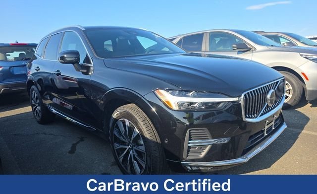 2023 Volvo XC60 B5 Plus Bright Theme FWD's photo