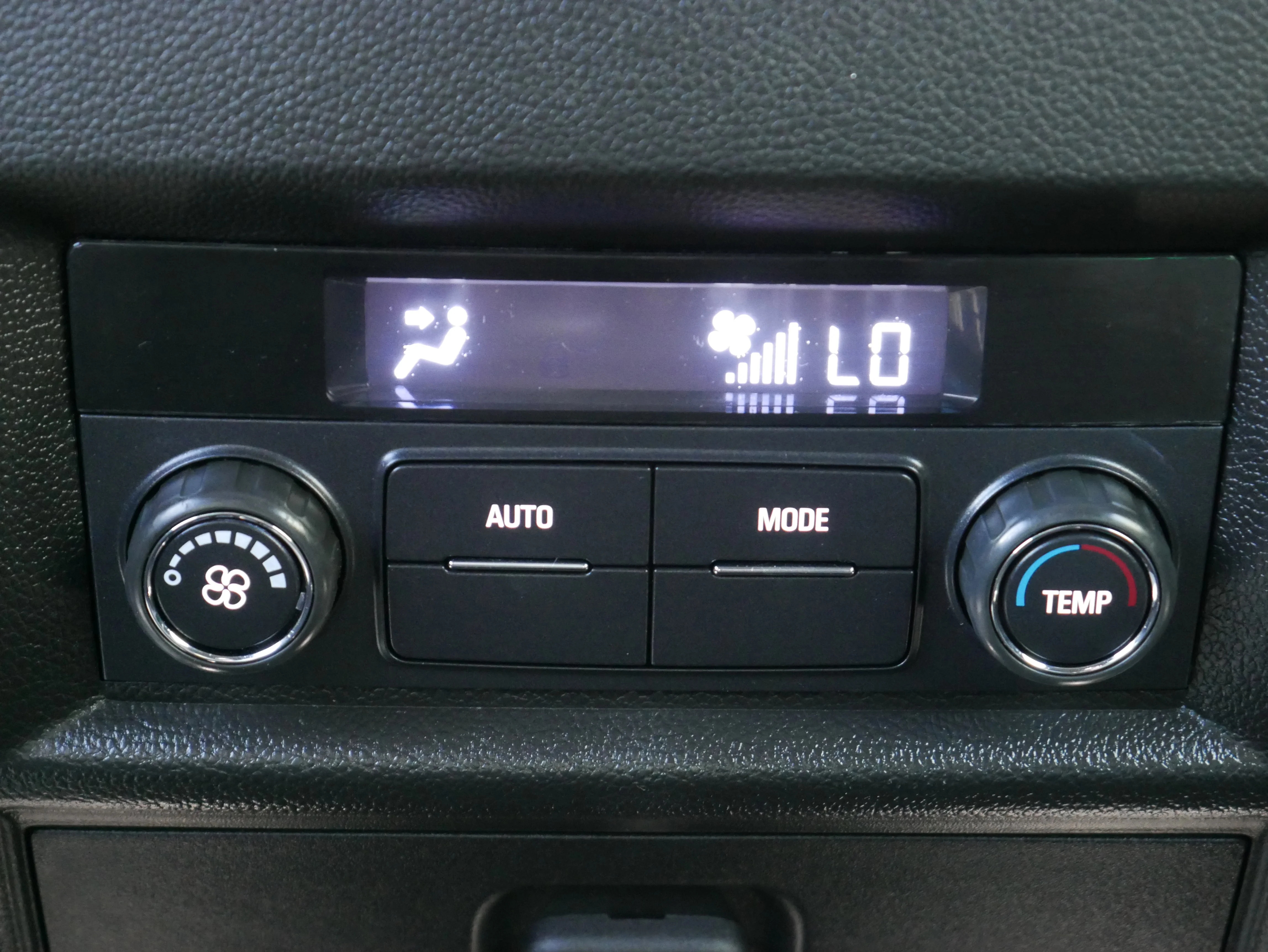 Certified Used 2023 Mosaic Black Metallic Chevrolet LT Cloth image 17