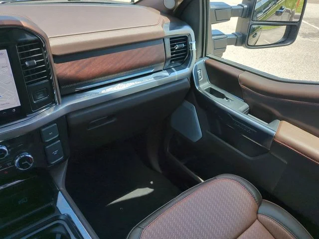 New 2026 Agate Black Metallic Ford F-250® King Ranch® image 17