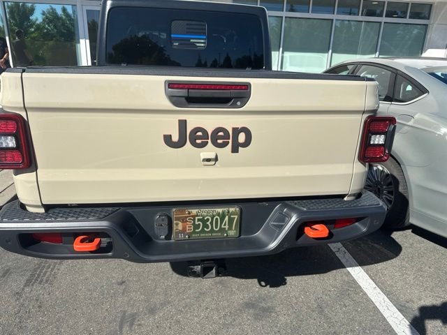 Used 2022 Beige Jeep Mojave image 12
