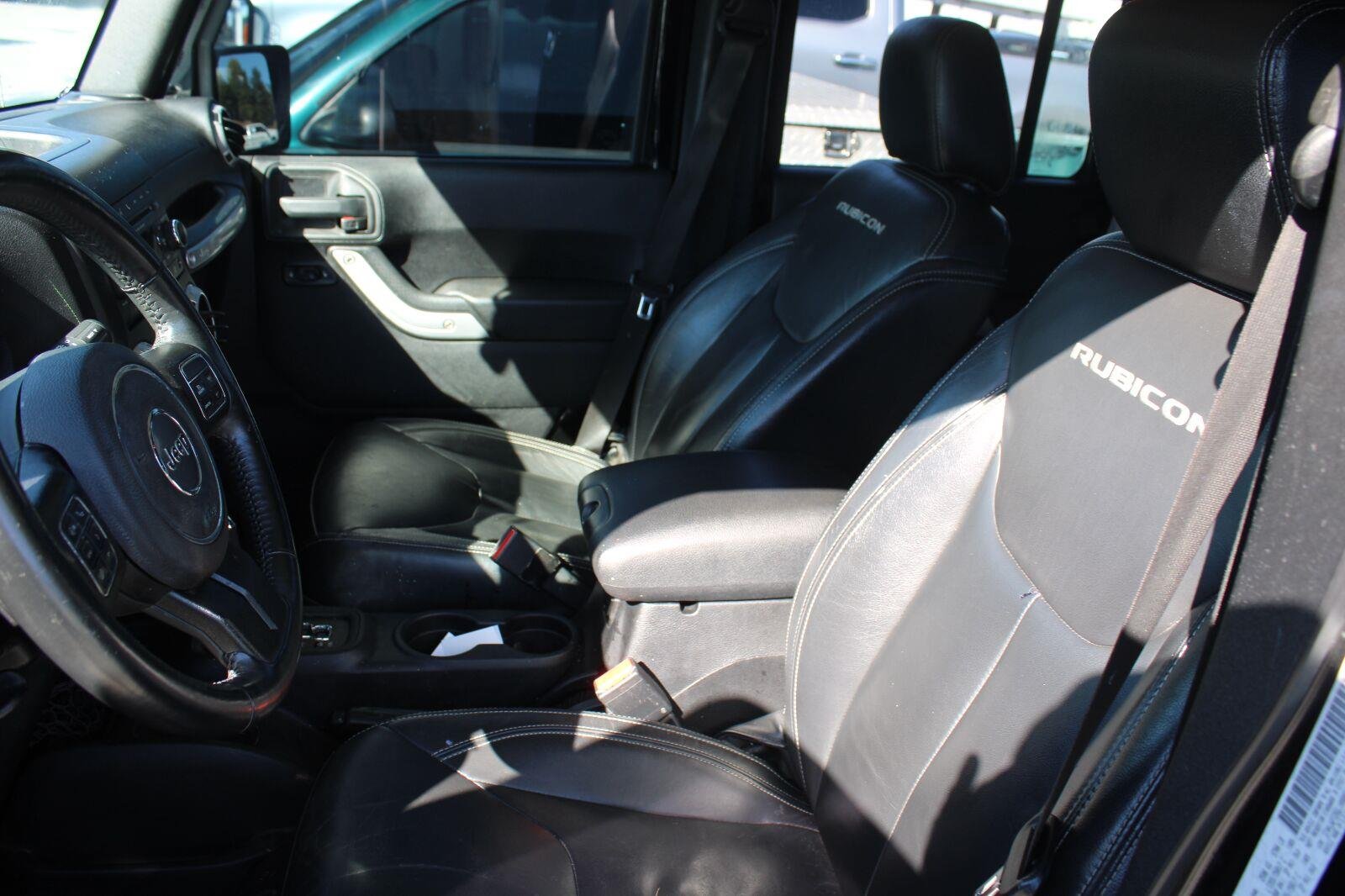 Used 2016 Black Clearcoat Jeep Rubicon image 9