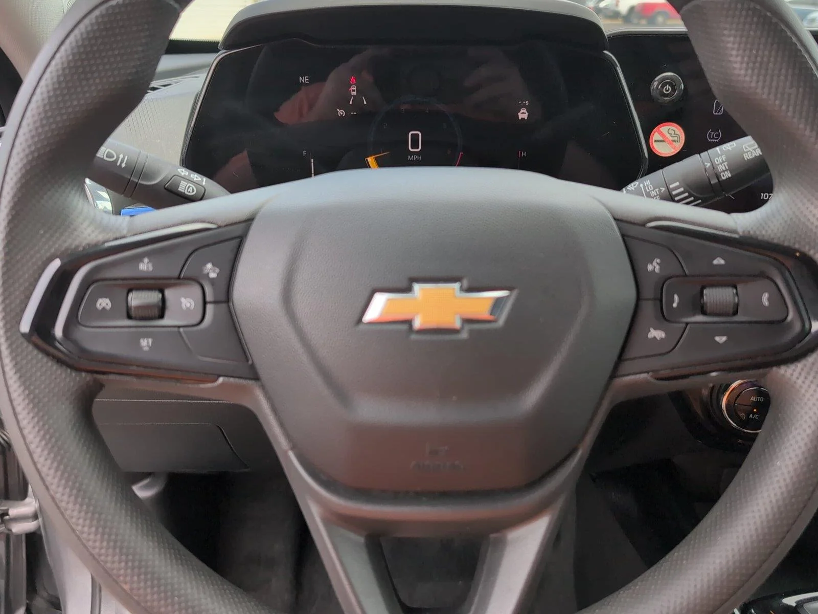 Used 2025 Sterling Gray Metallic Chevrolet LT image 25