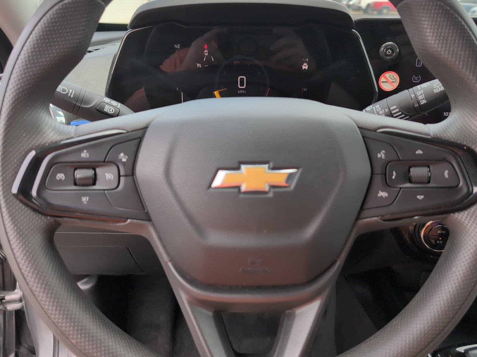 Used 2025 Sterling Gray Metallic Chevrolet LT image 25