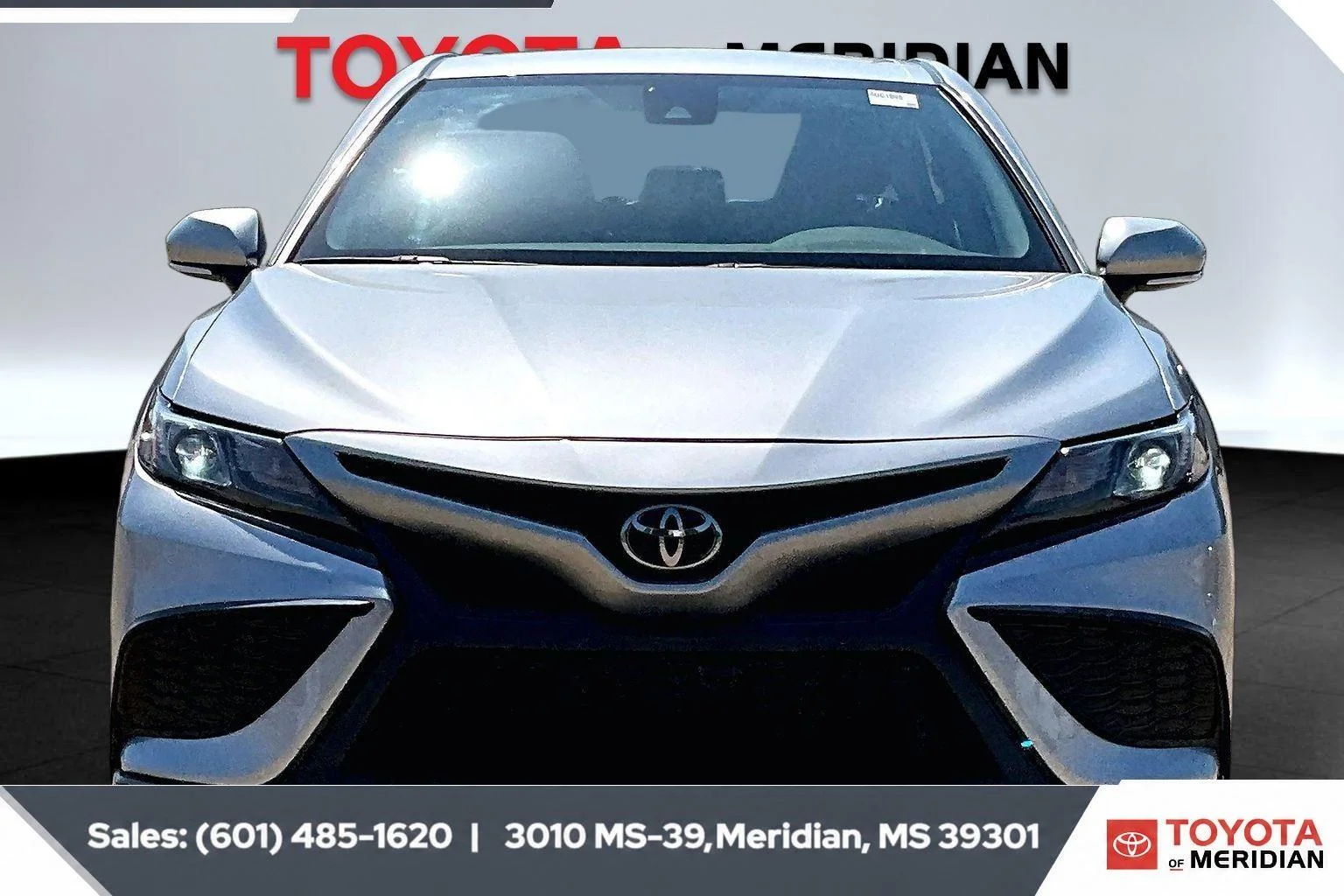 Used 2024 Celestial Silver Metallic Toyota SE Auto (Natl) image 3