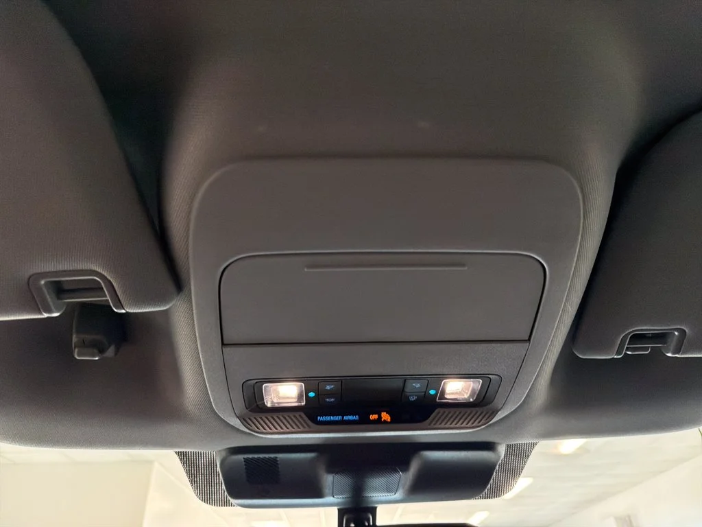 New 2026 Oxford White Ford XLT image 17