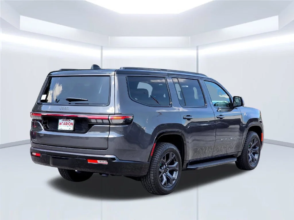New 2026 Gray Jeep Upland image 21