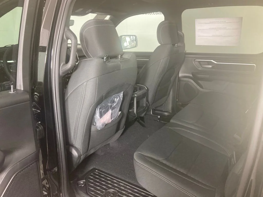 New 2026 Diamond Black Crystal Pearl-Coat Exterior Paint RAM Big Horn image 14