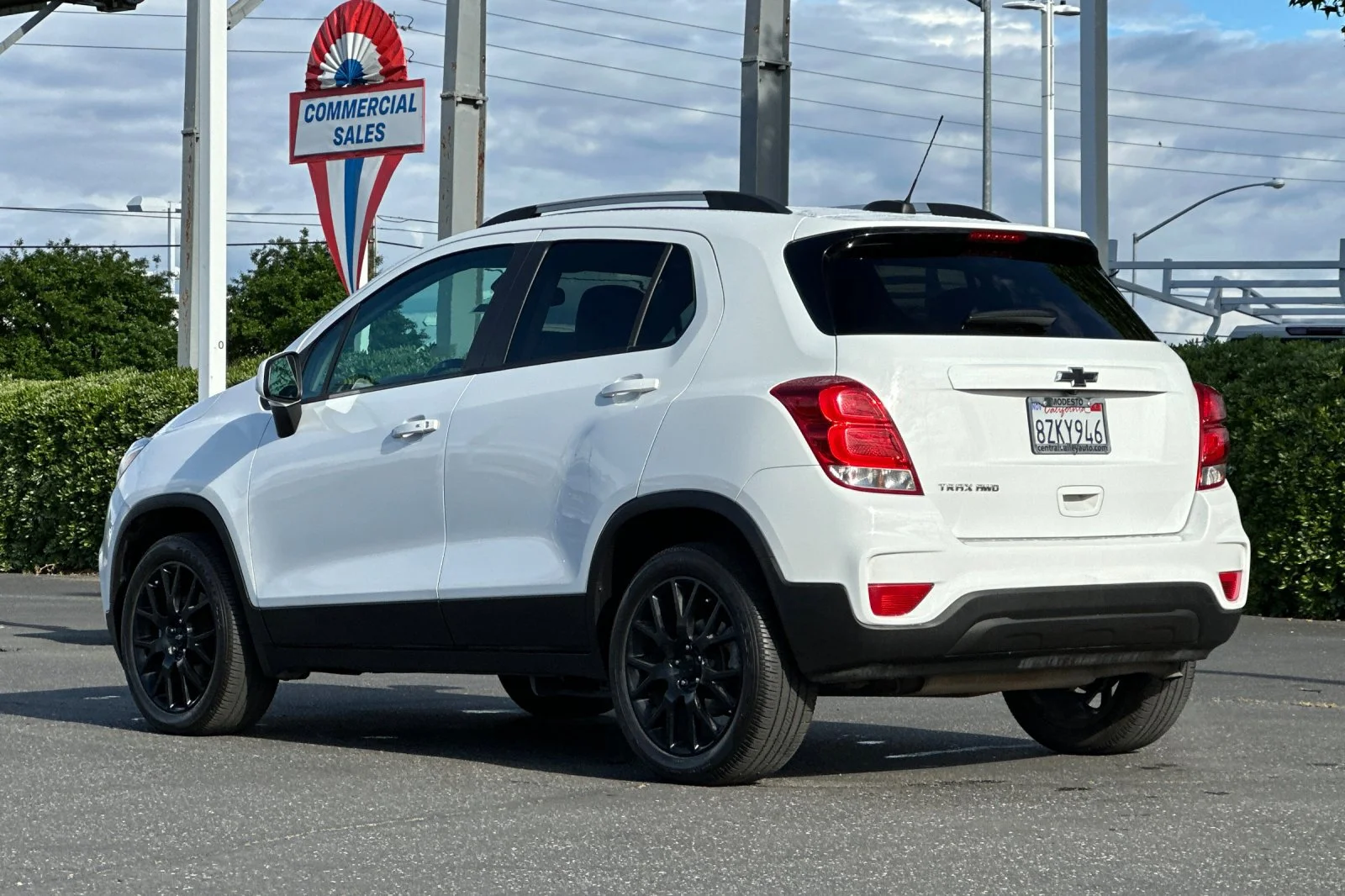 Used 2022 Summit White Chevrolet LT image 6