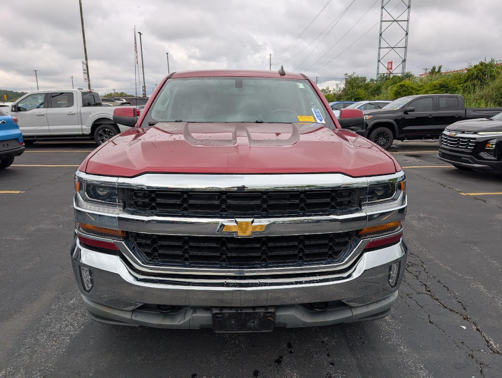 Used 2018 Cajun Red Tintcoat Chevrolet LT image 2