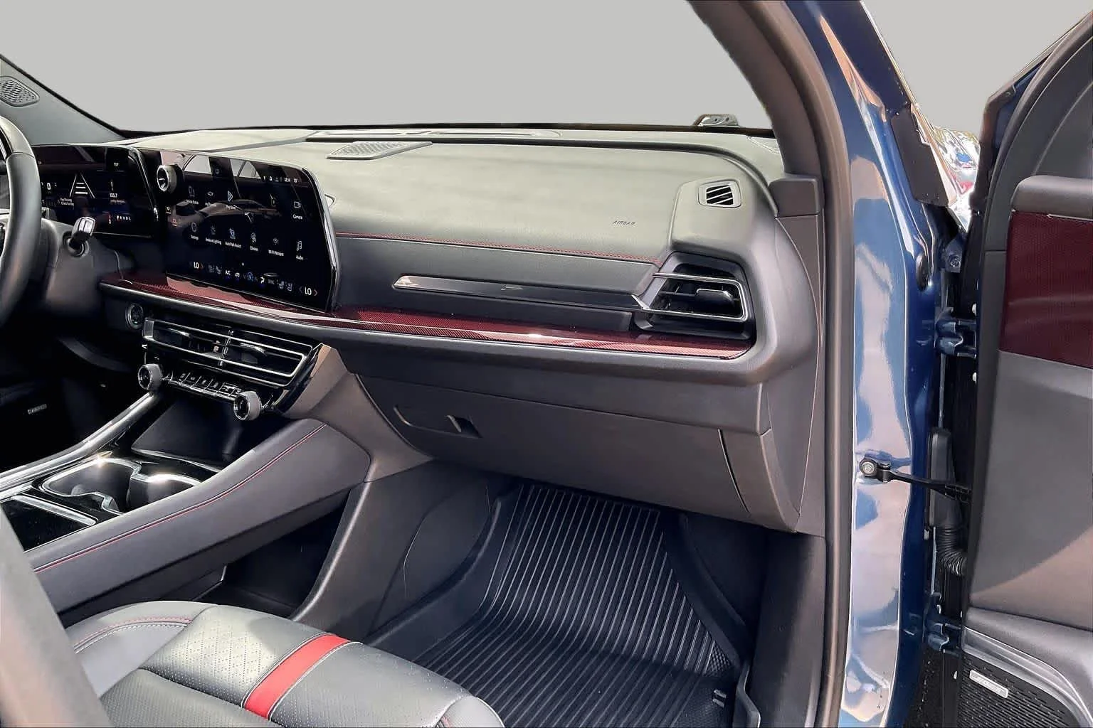 Used 2025 Lakeshore Blue Metallic Chevrolet RS image 16