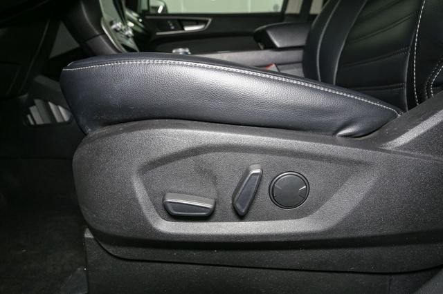 Used 2023 White Ford SEL image 38
