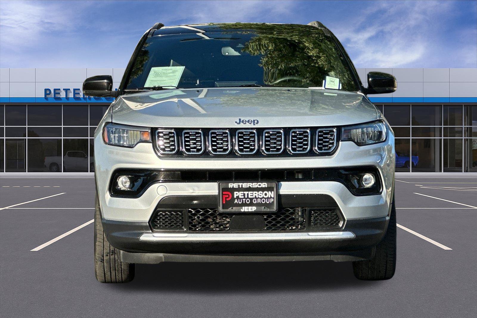 Used 2025 Silver Jeep Limited image 9