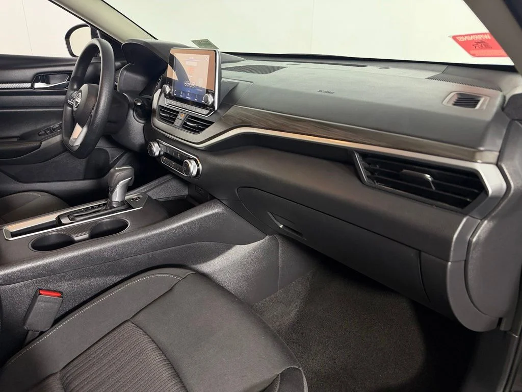 Certified Used 2025 Black Nissan 2.5 SV image 30