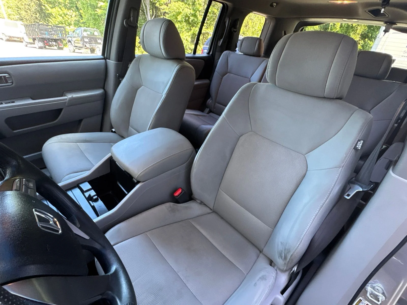 Used 2010 Silver Honda LX image 23
