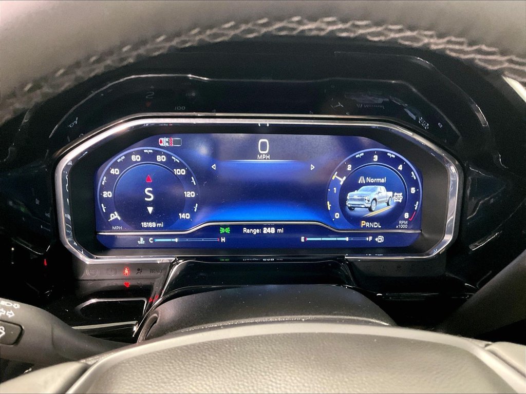 Used 2025 Summit White Chevrolet LT image 24